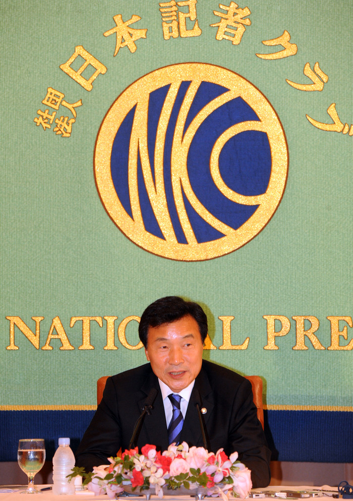 ▲ 손학규 민주당 대표가 29일 오후 일본 내셔널 프레스클럽에서 일본 기자들과 간담회를 갖고 있다. ⓒ 민주당 제공