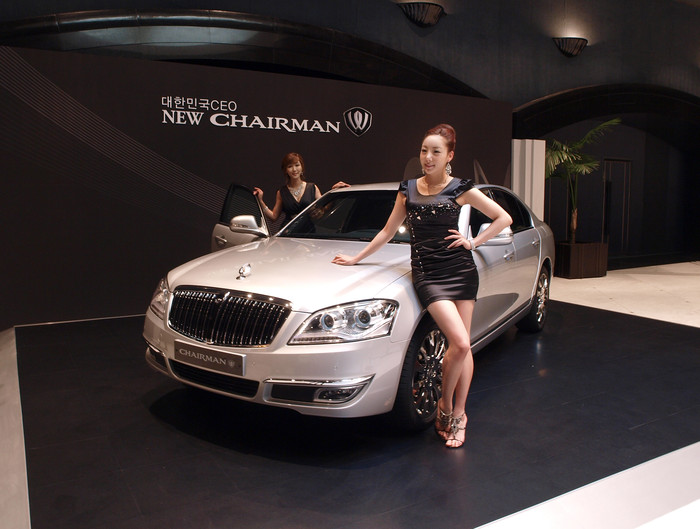 ▲ 6일 쌍용차가 초대형 세단 뉴체어맨W를 공개했다. ⓒ 쌍용차 제공