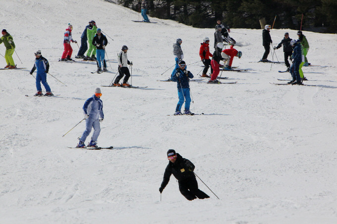 매년 겨울이면 용평리조트에는 겨울 스포츠를 즐기려는 수많은 사람들이 찾는다.