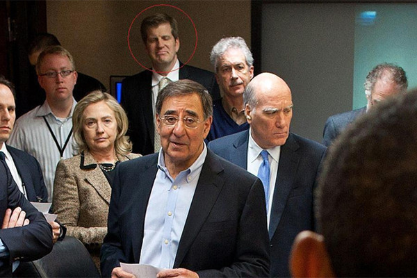 ▲ 사진 속 붉은 동그라미 속 인물이 '존'이다.