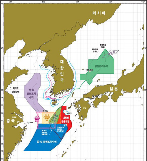 ▲ 한반도 주변의 소위 '공동관리수역' 현황. 1999년 정부는 일본과 신어업협정을, 2001년에는 중국과 어업협정을 맺으면서 영토분쟁의 빌미를 줬다.