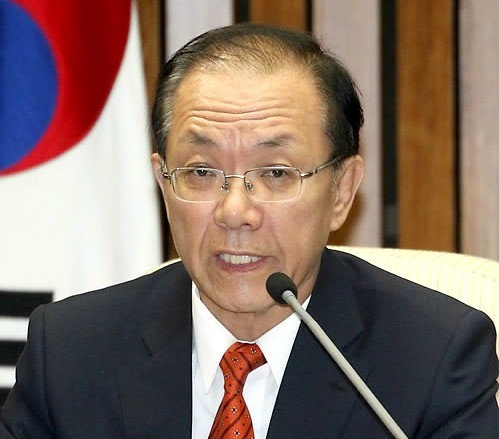 ▲ 한나라당 황우여 원내대표가 30일 국회에서 열린 원내대책회의에서 모두발언을 하고 있다. ⓒ연합뉴스