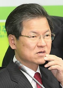 ▲ 천정배 민주당 최고위원은 9일 서울시장 후보 경선룰과 관련, 당내 분란을 일으킨데 대해 유감을 표명했다. ⓒ 연합뉴스