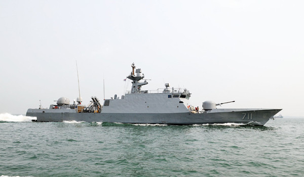 ▲ 이미 취역해 실전배치된 PKG 1번함 윤영하함. 기존 고속정과 달리 승조원들의 안전성이 크게 높아졌고 장거리 '펀치력'도 갖췄다.