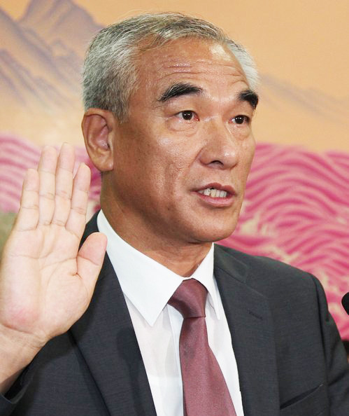 ▲ 최광식 문화체육관광부 장관 내정자가 15일 국회 문화체육관광방송통신위원회 인사청문회에서 선서하고 있다. ⓒ연합뉴스