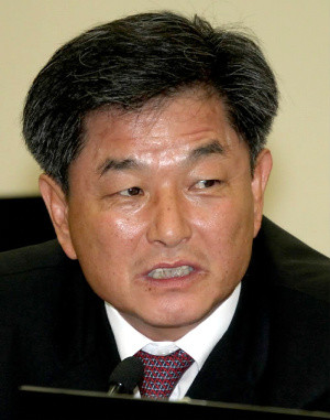 ▲ 신학용 민주당 의원은 21일 