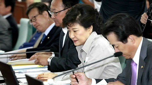 ▲ 박근혜 한나라당 전 대표는 21일 10.26 서울시장 보선 지원여부에 대해 “당 지도부에서 알아서 판단하겠죠”라고 말했다. ⓒ 연합뉴스