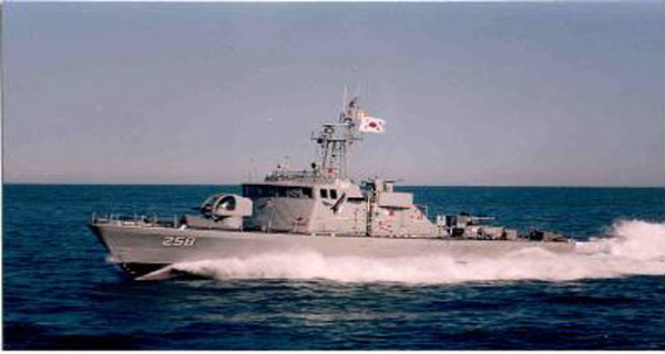 ▲ 동티모르에 양도한 참수리급 고속정(PKM). 군은 앞으로 검독수리급 고속함으로 참수리급을 대체할 예정이다.