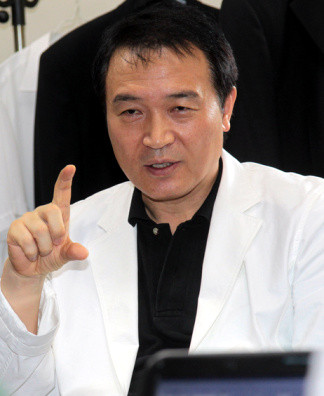 ▲ 임태희 대통령실장은 27일 청와대에서 '권력형 비리 근절을 위한 유관기관 대책회의'를 정례 운영한다고 밝혔다. ⓒ 연합뉴스