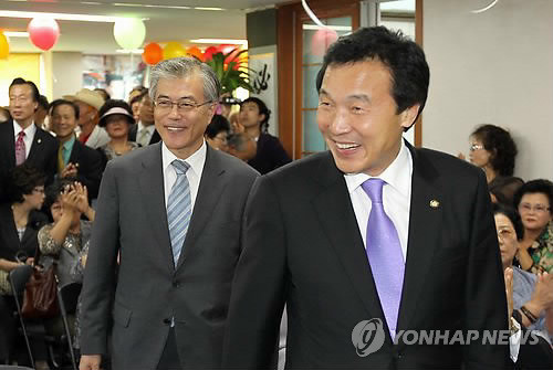 ▲ 동구청장 선거를 앞두고 부산 찾은 손학규 민주당 대표와 문재인 노무현 재단 이사장.ⓒ연합뉴스