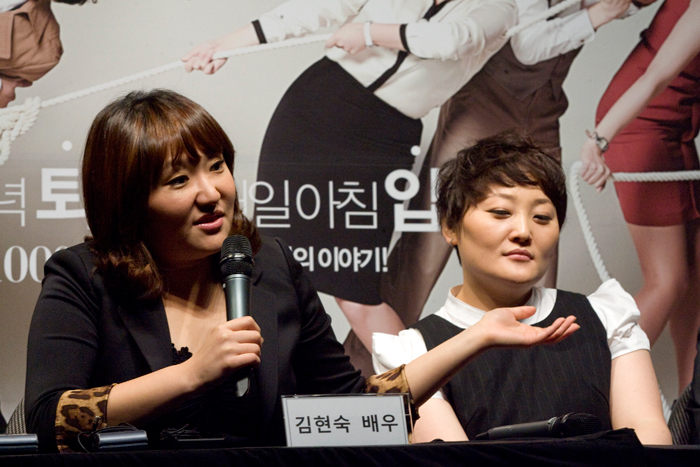 ▲ 뮤지컬 '막돼먹은 영애씨'에 '영애'역으로 더블캐스팅 된 김현숙(좌)과 박지아.   ⓒ 고경수 기자