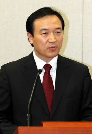 ▲ 임태희 대통령실장이 10일 오전 국회 운영위원회 국정감사에서 업무보고를 하고 있다. ⓒ 연합뉴스