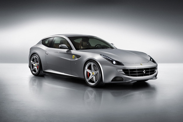 ▲ 최근 출시된 4륜구동 페라리 FF도 새로운 무상AS 서비스 대상이다.
