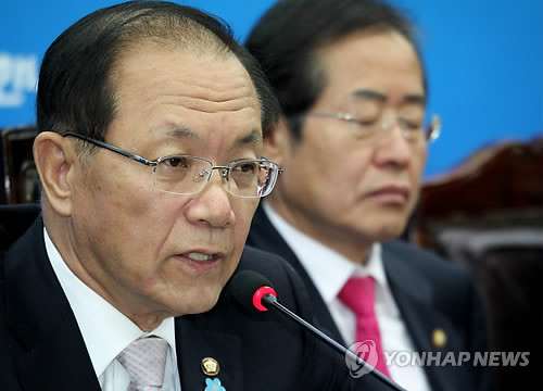 ▲ 한나라당 황우여 원내대표가 26일 국회에서 열린 최고중진연석회의에서 야당의 한-미 FTA 비준안 처리 합의를 요구하고 있다. ⓒ연합뉴스