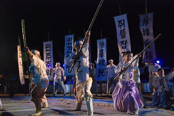 ▲ 친노 진영은 문성근 씨를 중심으로 '민란프로젝트'를 구성해 활동 중이다. 이들은 이미 14만 명의 '회원'을 모았다.