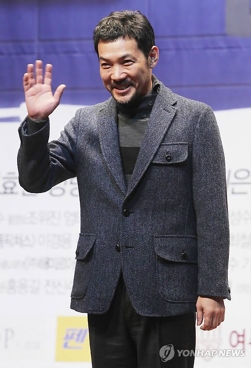 ▲ 배우 정진영이 8일 오후 서울 서초구 반포동 가톨릭대학교 서울성모병원에서 열린 KBS 월화미니시리즈 '브레인' 제작발표회에서 포즈를 취하고 있다. ⓒ 연합뉴스