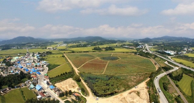 ▲ 국토해양부가 오느느 2020년까지 해양환경을 대폭 개선하는 내용의 4차 해양환경종합계획을 수립했다고 밝혔다. 10년간 총 10조9천363억원이 투입되는 이 사업엔 63개에 달하는 세부사업 추진일정까지 제시됐다. 사진은 습지보전지구로 지정된 공검지의 모습.ⓒ뉴데일리 편집국