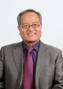 ▲ ▲우기섭 여명학교 교장