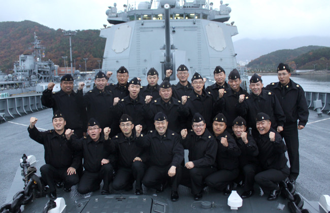 ▲ 율곡이이함의 기능장들. 율곡이이함은 단일부대 중 가장 많은 26명의 기능장을 보유하고 있다.