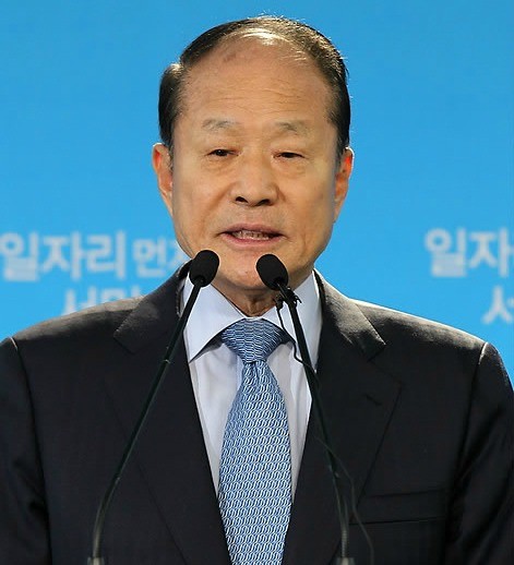 ▲ 이상득 한나라당 의원이 지난 11일 여의도 당사에서 불출마 선언을 하고 있다. ⓒ 연합뉴스