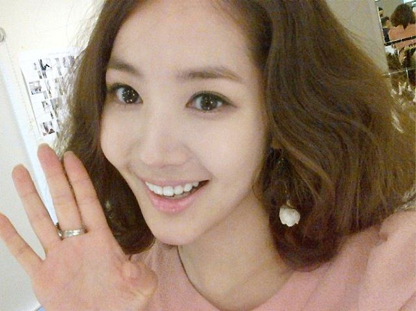 ▲ 배우 박민영이 셀카를 공개했다. ⓒ 박민영 트위터