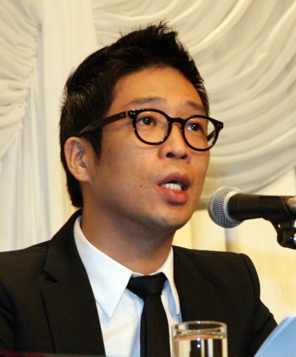 ▲ 지난해 기자회견을 자청, 병역기피혐의 재판 결과에 대한 자신의 입장을 밝히고 있는 MC몽.  ⓒ 뉴데일리