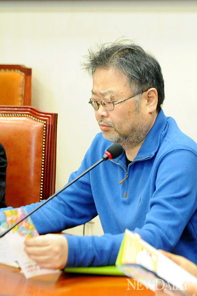 ▲ 12일 서울 여의도 국회의사당에서 열린 한나라당 비상대책위원회 회의에 참석한 조동원 홍보기획본부장. ⓒ뉴데일리