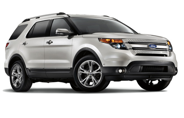 ▲ 포드 익스플로러 에코부스트 2.0 모델. 5미터가 넘는 차체에 2리터 엔진을 장착했지만 연비와 힘은 부족함이 없다고 한다.