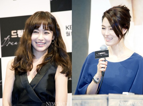 ▲ 가희와 유소영이 17일 오후 서울 논현동 임페리얼팰리스호텔에서 열린 KBS 2TV월화드라마 '드림하이2' 제작발표회에 참석해 취재진의 질문에 답하고 있다. ⓒ 양호상기자. ⓒ 양호상기자.