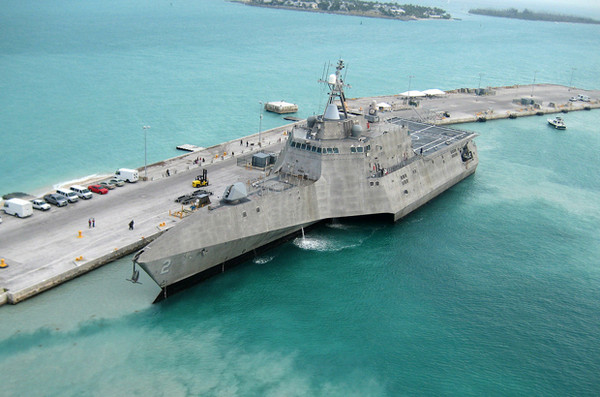 ▲ 제네럴다이나믹스사가 건조한 미국이 신형 연안전투함(LCS) '인디펜던스'호.