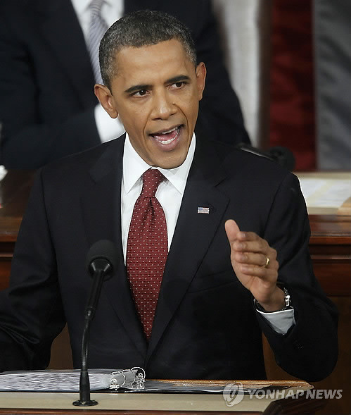 ▲ 버락 오바마 미국 대통령이 24일(현지시간) 워싱턴 국회의사당에서 신년 국정연설을 하고 있다. (연합뉴스)