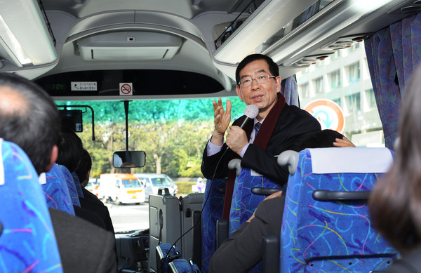 ▲ 취임 후 첫 일본출장에 나선 박원순 시장ⓒ