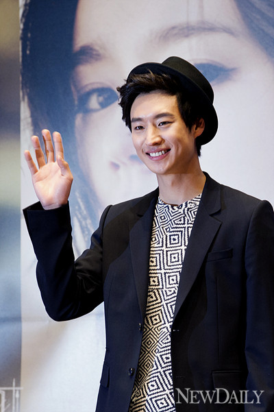 ▲ '건축학개론'(감독 이용주)의 제작발표회에 참석한 이제훈 ⓒ 양호상기자.