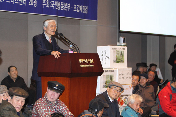 ▲ 16일 프레스센터에서 '조갑제 기자ㆍ강용석 의원의 대국민 보고회'가 열렸다.  ⓒ뉴데일리