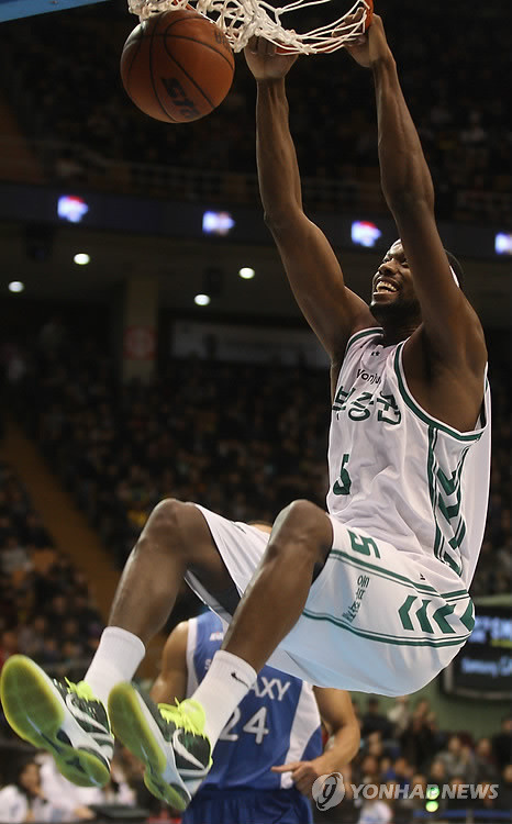 ▲ 원주 동부 프로미의 로드 벤슨 선수.ⓒ연합뉴스