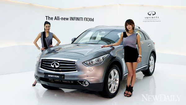▲ 아시아 최초로 선보이는 6기통, 3.0L 터보 디젤 엔진을 탑재한 올 뉴 인피니티 FX30d ⓒ양호상 기자