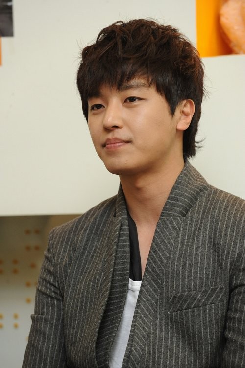 ▲ '보통의 연애' 기자 간담회에 참석한 배우 연우진 ⓒ KBS 제공