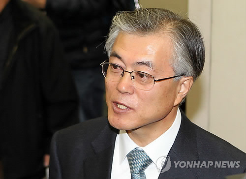 ▲ 문재인 노무현재단 이사장이 지난해 12월26일 부산시의회 브리핑룸에서 기자회견을 열고 부산 사상구 출마를 선언하고 있다. ⓒ연합뉴스