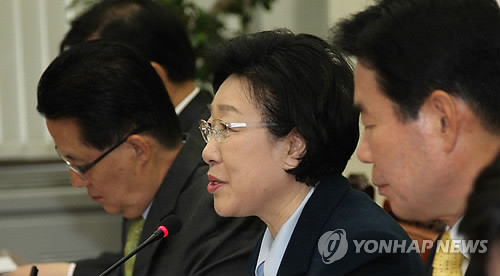 ▲ 2일 열린 민주통합당 최고위원회의에서 한명숙 대표가 발언하고 있다. ⓒ 연합뉴스