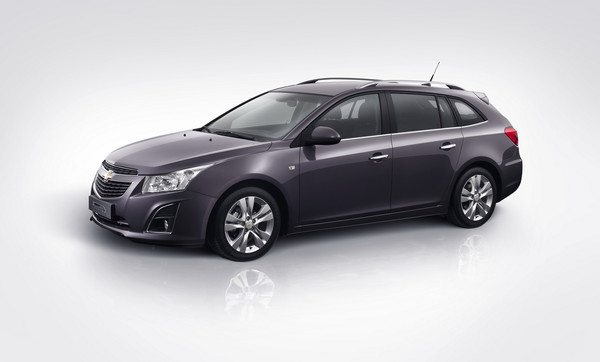 ▲ 한국지엠이 개발을 주도한 ‘쉐보레 크루즈 왜건(Chevrolet Cruze Wagon)’ 양산 모델.