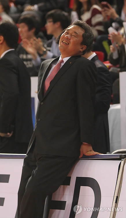 ▲ 부산KT를 이끄는 전창진 감독.