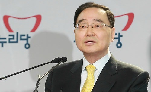 ▲ 새누리당 정홍원 공천위원장이 13일 오전 여의도 당사에서 7차 공천자 명단을 발표하고 있다. ⓒ연합뉴스