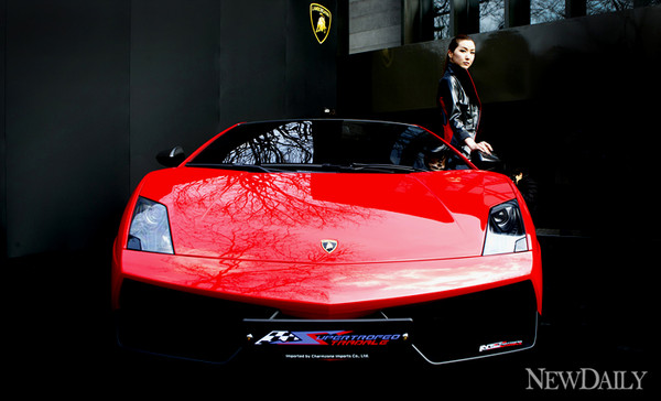 ▲ 세계의 150만대 한정판 람보르기니, '가야르도 LP570-4 슈퍼 트로페오 스트라달레' 국내 출시ⓒ양호상 기자