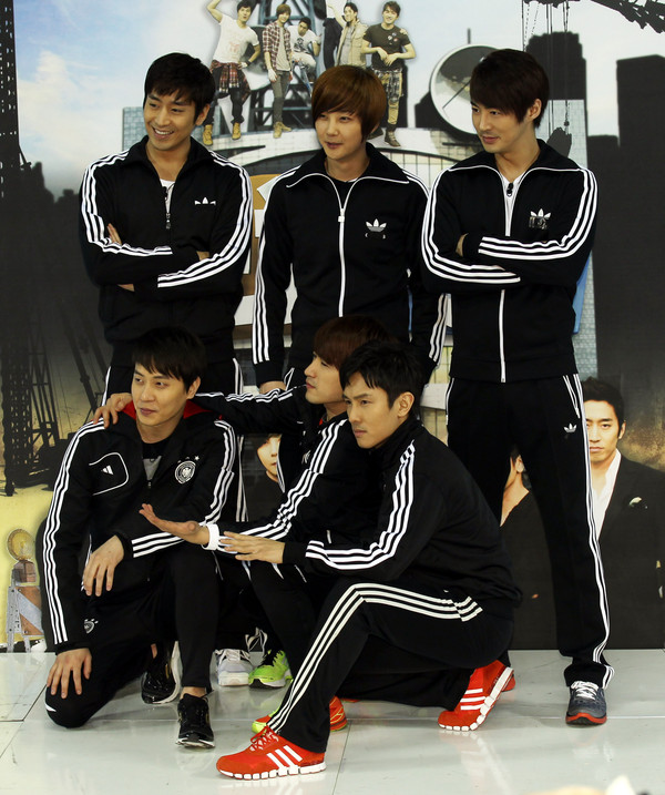 ▲ ‘신화방송’ 기자간담회에 참석한 에릭 ⓒ JTBC