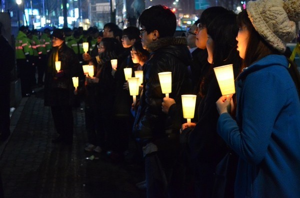 ▲ 박선영 자유선진당 의원의 단식으로 시작된 탈북자 강제북송 반대집회. 시간이 흐를수록 자발적으로 동참하는 시민들이 늘고 있다.ⓒ 뉴데일리