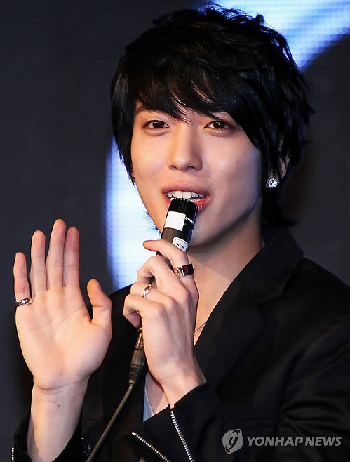 ▲ 세번째 미니앨범 ‘이어 펀(EAR FUN)’기자간담회에 참석한 씨엔블루의 멤버 정용화 ⓒ 연합뉴스