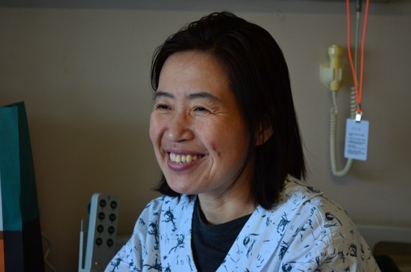 ▲ '탈북자 강제북송 반대' 촛불문화제에 참석한 이애란 북한전통음식문화연구원 원장(上), 자유선진당 박선영 의원(下).