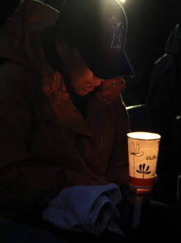 ▲ 한 탈북여성이 눈물을 흘리고 있다. ⓒ 뉴데일리