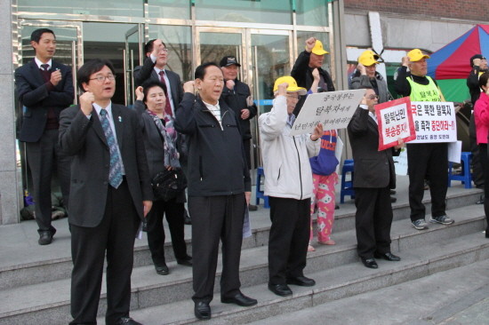 ▲ 오후 2시, 서울 중국대사관 앞에서 탈북자 강제북송에 반대하는 집회가 열렸다. ⓒ 뉴데일리