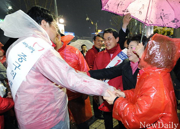 ▲ 지지하는 시민들ⓒ양호상 기자
